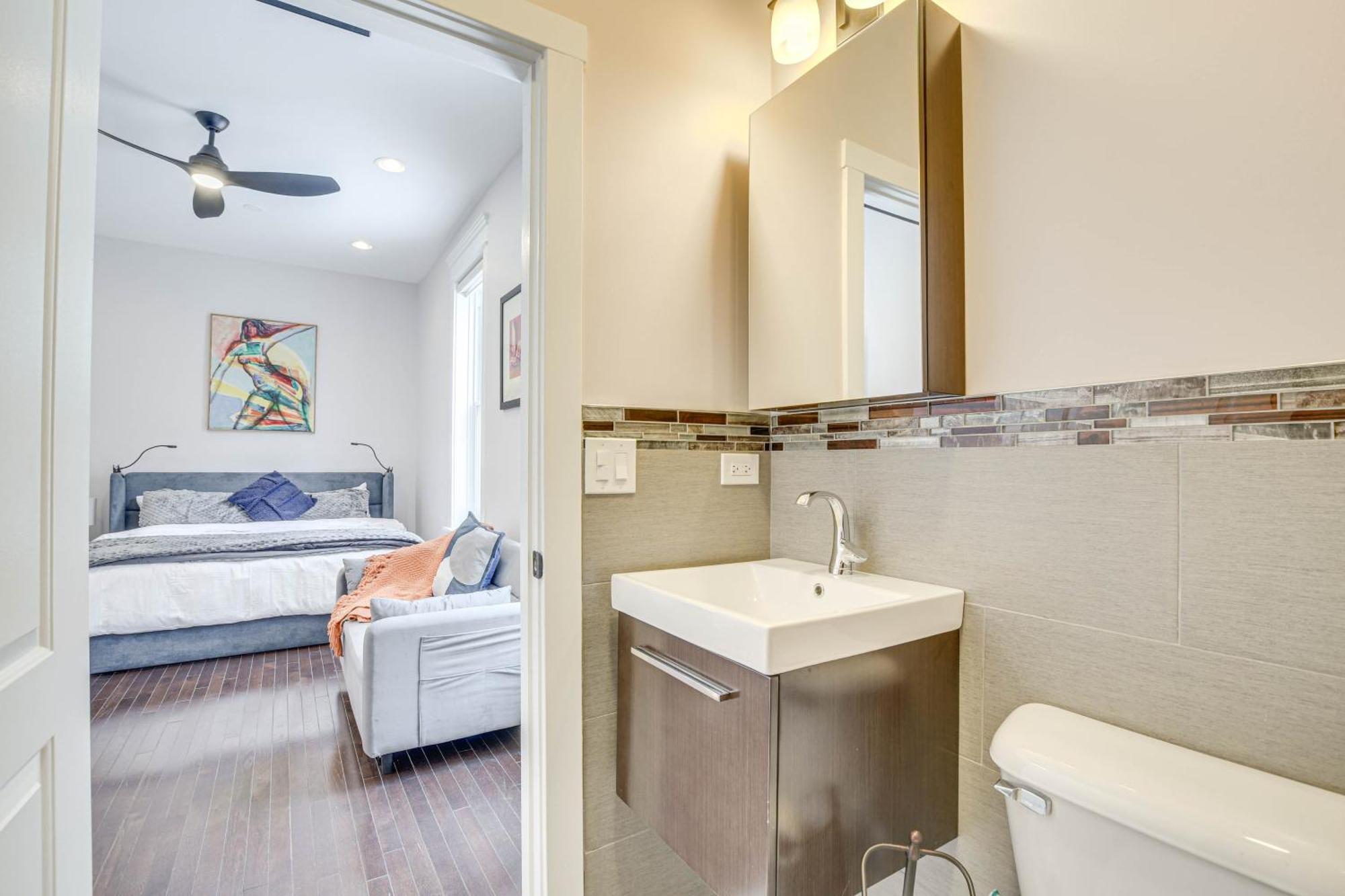 Spacious Condo With Deck About 3 Mi To Downtown Chicago! 외부 사진