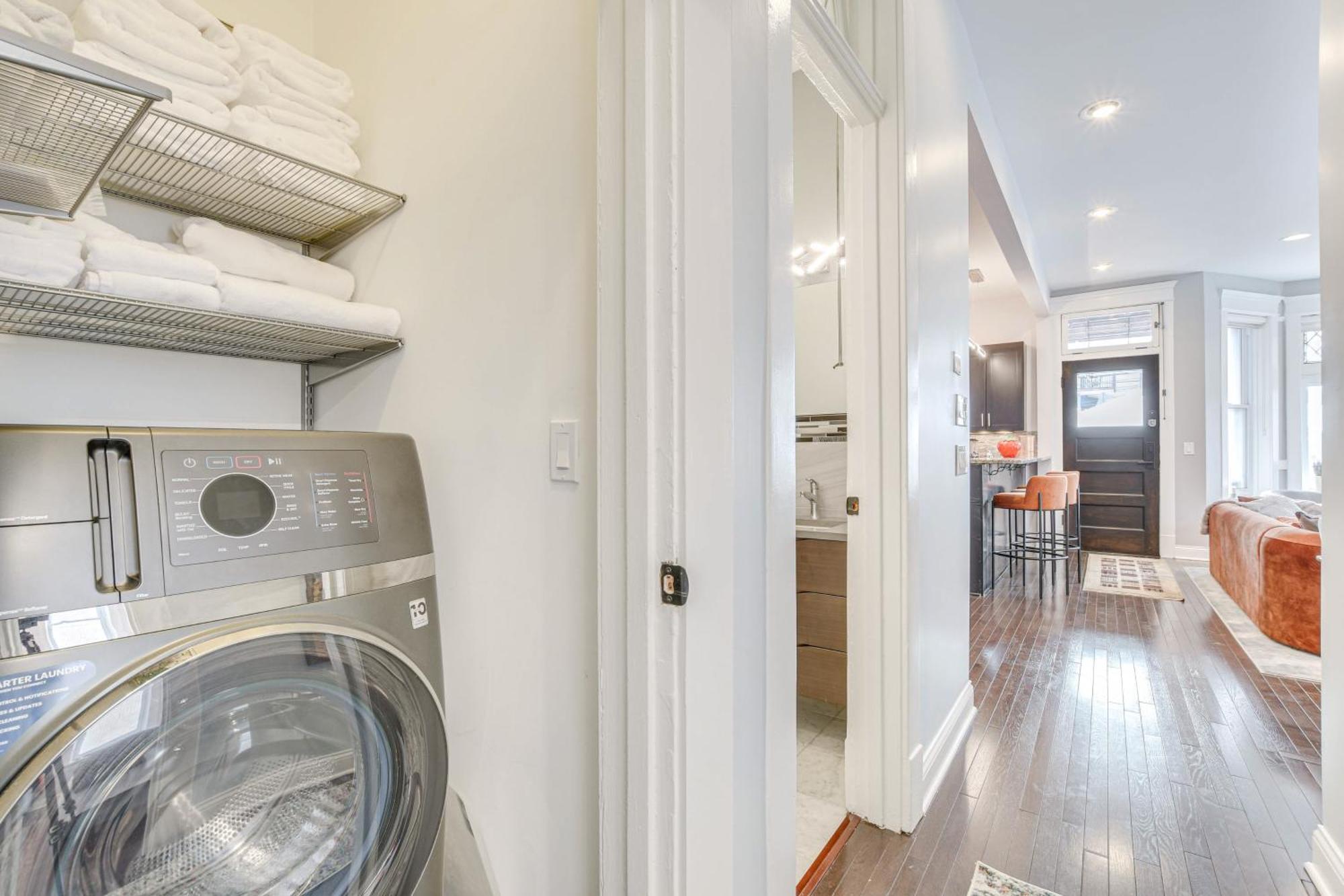 Spacious Condo With Deck About 3 Mi To Downtown Chicago! 외부 사진