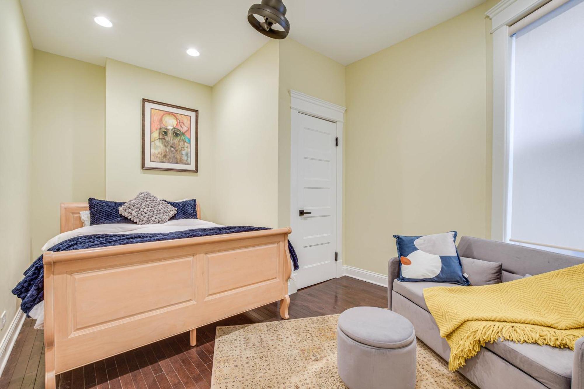 Spacious Condo With Deck About 3 Mi To Downtown Chicago! 외부 사진