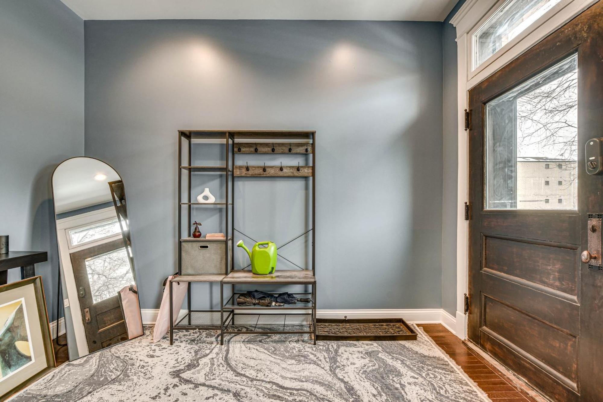 Spacious Condo With Deck About 3 Mi To Downtown Chicago! 외부 사진